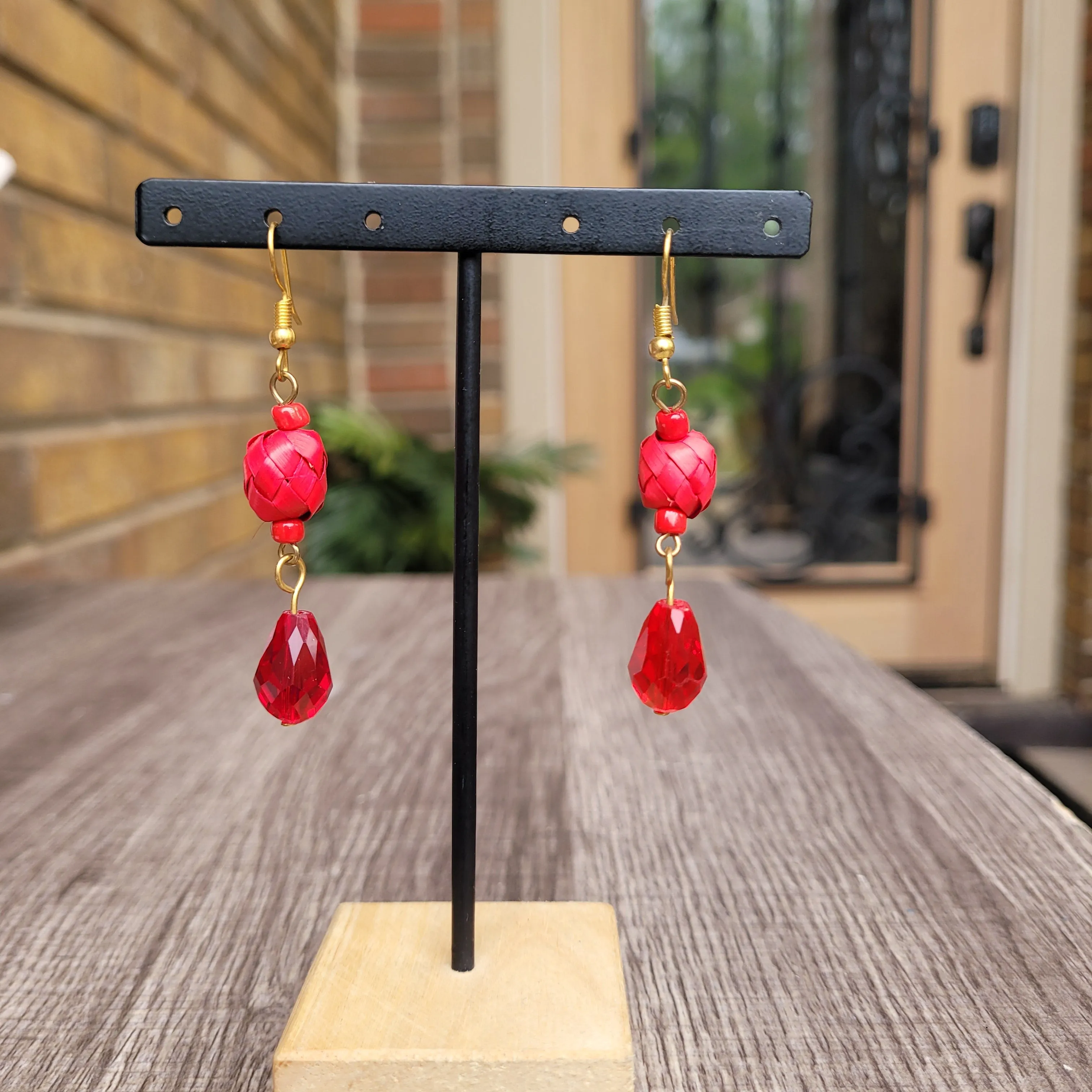Red palm earrings